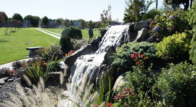 Lawn Crypt for Sale - Washington Memorial Park (2 Spots, Roosevelt Section · Tamarack Lane · Grave 59D):