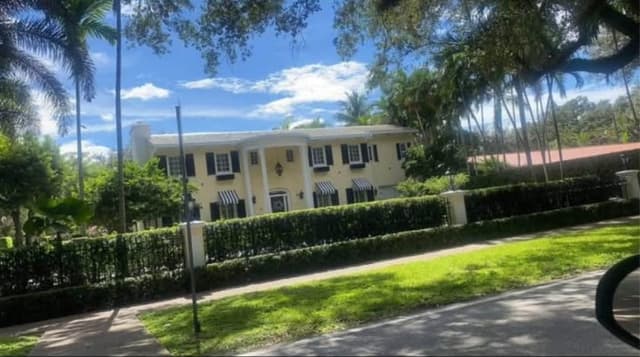 Multiple Graves for Sale - Miami Memorial Park Cemetery - Miami (3 Spots, Lot 15 space 1 and 2, Lot 18 space 2)